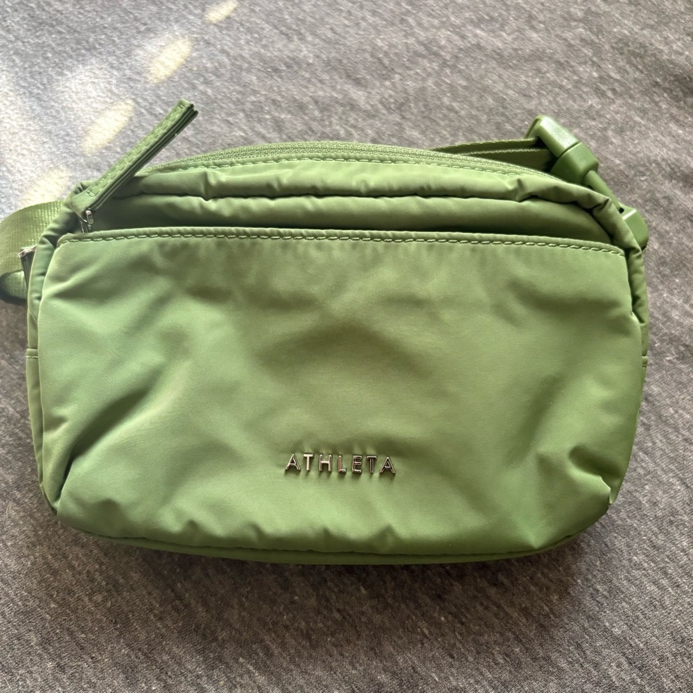 Athleta All About Crossbody Belt Bag